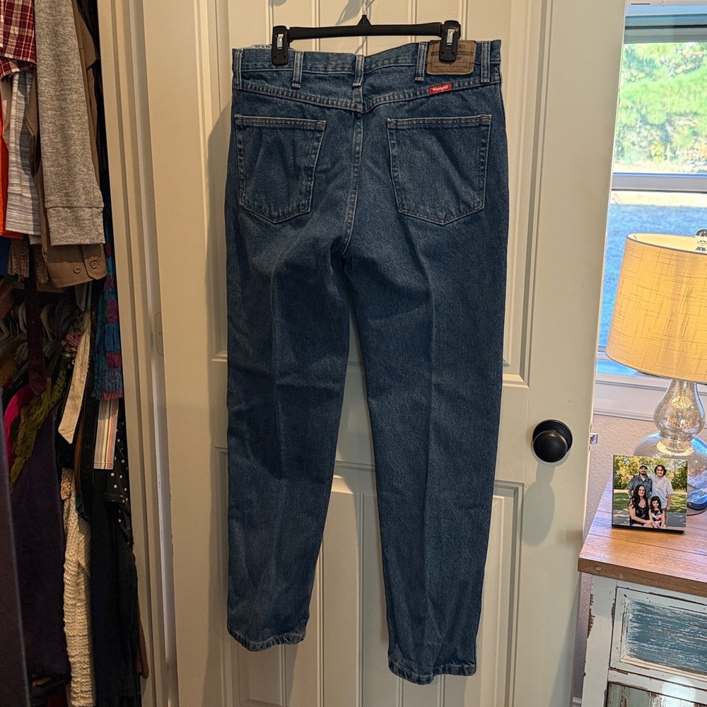 Wrangler Men’s Straight Leg Blue Jeans - Picture 6 of 6